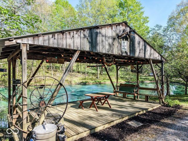750 Clark Road, Spencer, IN 47460