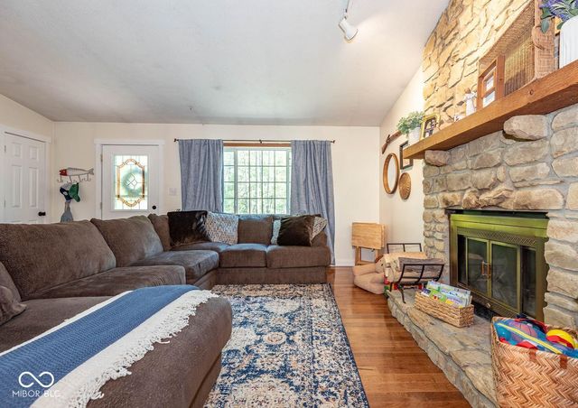 750 Clark Road, Spencer, IN 47460