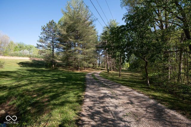 750 Clark Road, Spencer, IN 47460