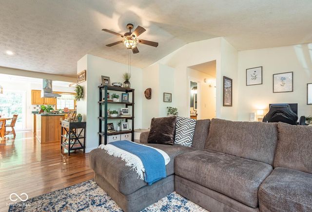 750 Clark Road, Spencer, IN 47460