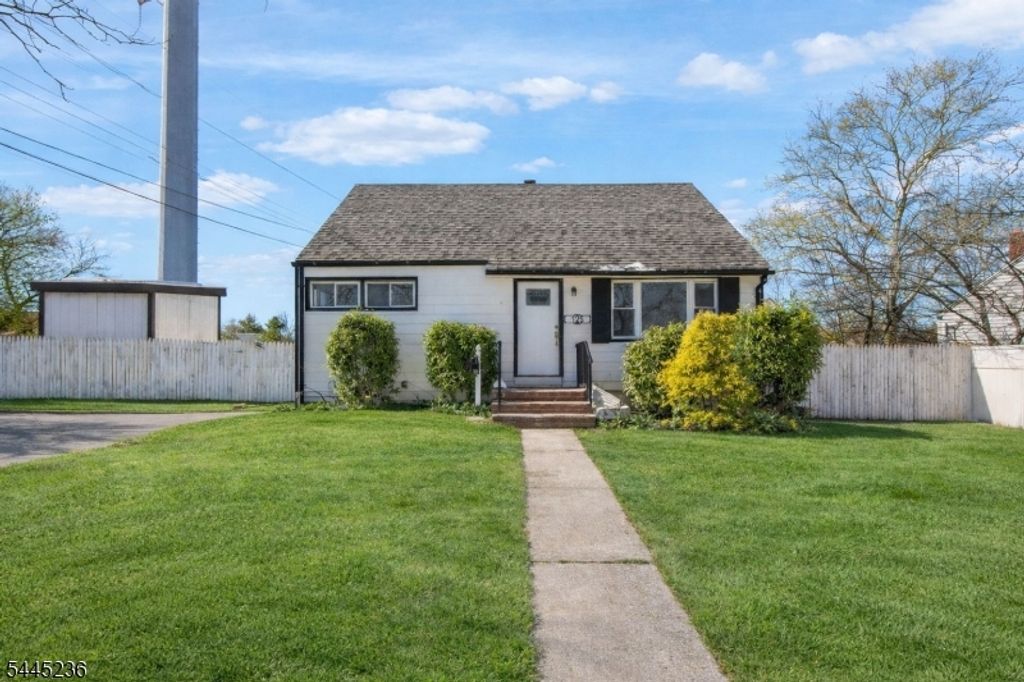 125 Tunison Rd, New Brunswick City, NJ 08901 — exterior