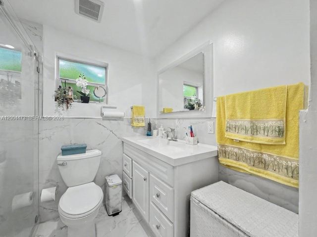 3554 SW 26th St, Miami, FL 33133