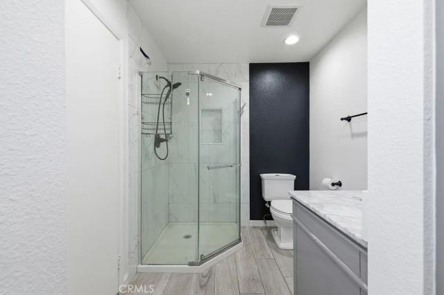 24305 Wabuska, Newhall, CA 91321