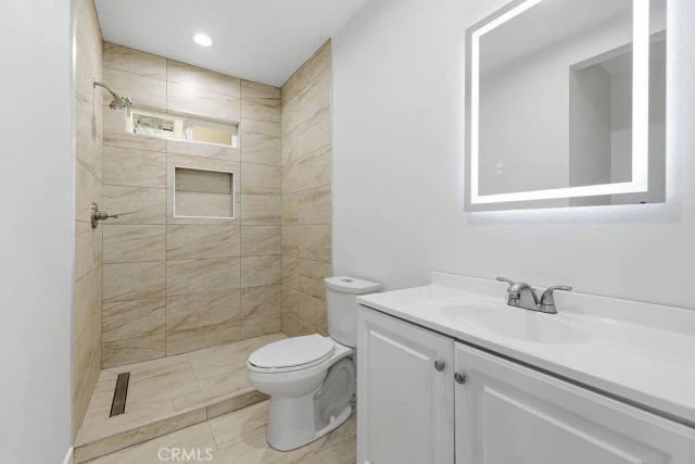 24305 Wabuska, Newhall, CA 91321