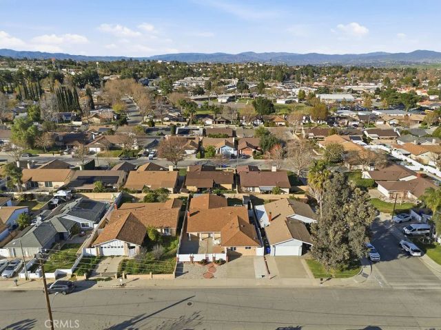 24305 Wabuska, Newhall, CA 91321