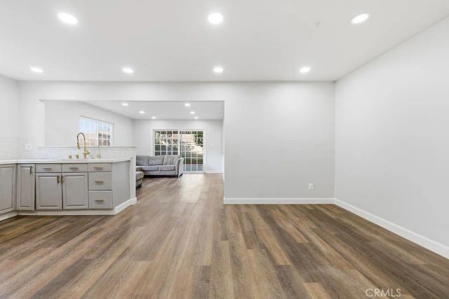 24305 Wabuska, Newhall, CA 91321