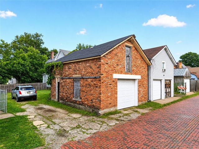 800 Fawcett Avenue, Mckeesport, PA 15132