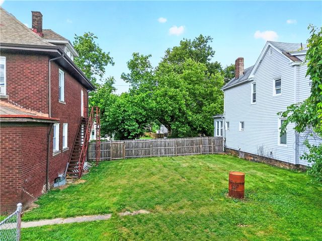 800 Fawcett Avenue, Mckeesport, PA 15132
