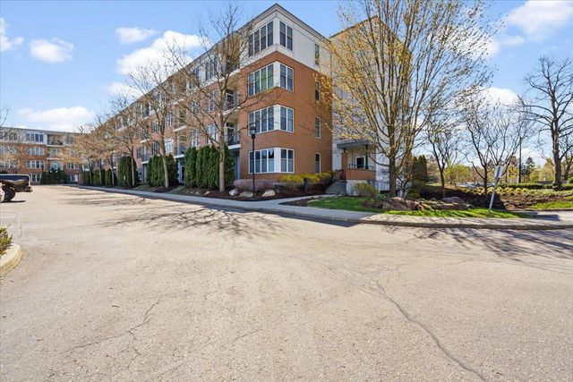 370 Farrell St Apt 306, South Burlington, VT 05403
