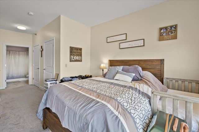370 Farrell St Apt 306, South Burlington, VT 05403