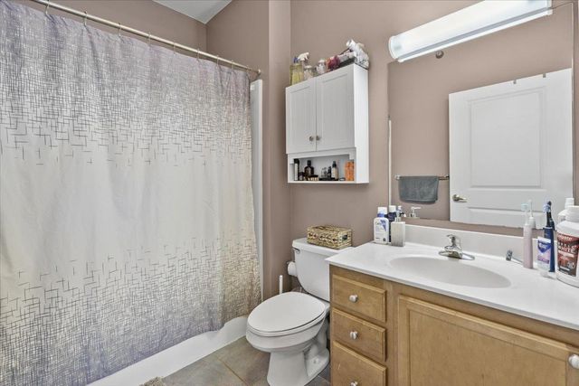 370 Farrell St Apt 306, South Burlington, VT 05403