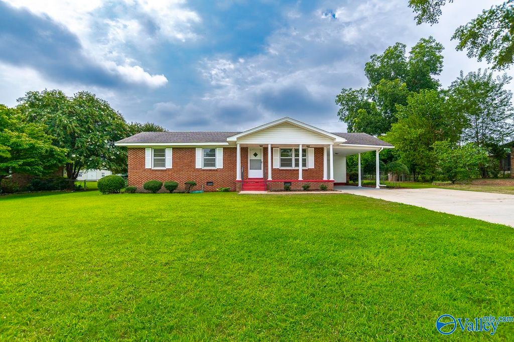505 Nell Street, Decatur, AL 35601