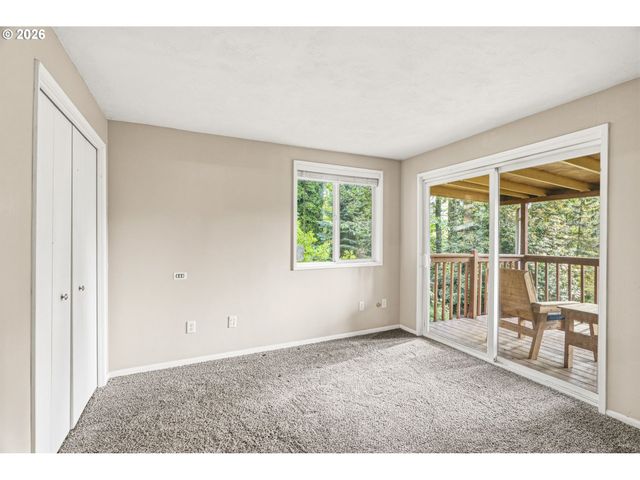 30166 SANDY Ln, Rainier, OR 97048