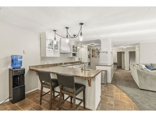 30166 SANDY Ln, Rainier, OR 97048