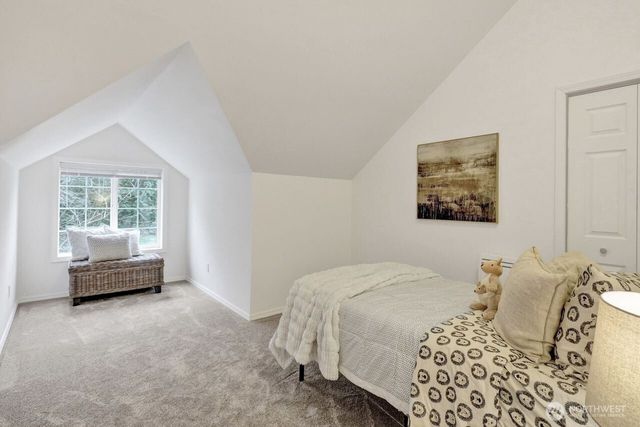 5242 Scarlett Way, Deming, WA 98244