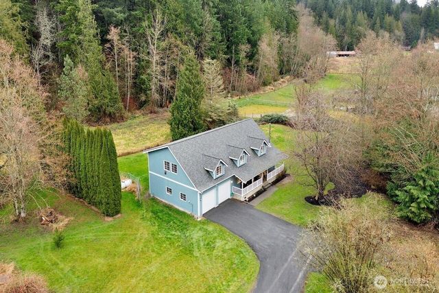 5242 Scarlett Way, Deming, WA 98244