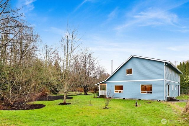 5242 Scarlett Way, Deming, WA 98244