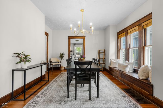 606 N Pine Street, Seymour, IN 47274