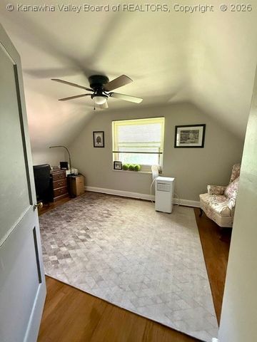 216 Sunset Drive, Charleston, WV 25301