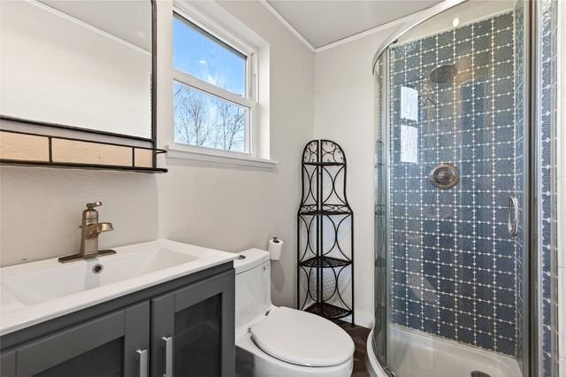 1883 S Fm 2077, Dodd City, TX 75438