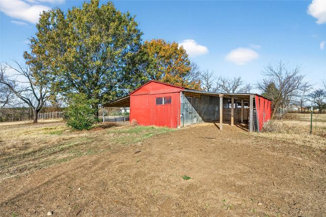 1883 S Fm 2077, Dodd City, TX 75438