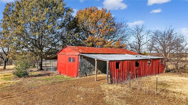 1883 S Fm 2077, Dodd City, TX 75438
