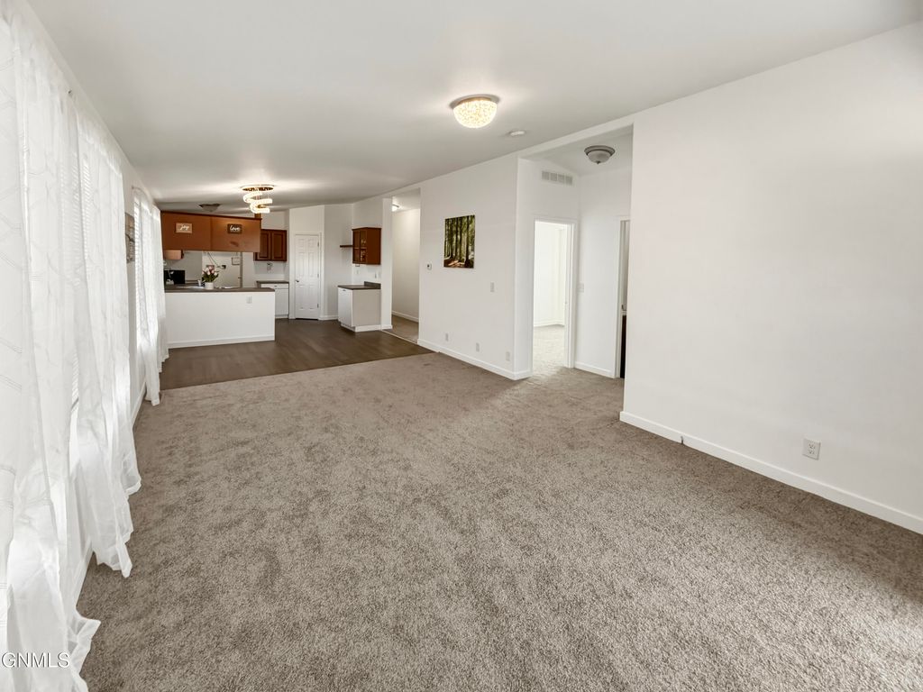 13844 Charlson Street NW, Williston, ND 58801 photo 2