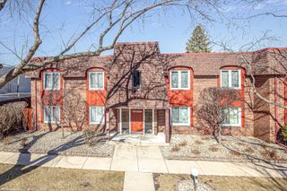 8620 W 95TH Street 1A2, Hickory Hills, IL 60457