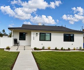11100 Greenlawn, Culver City, CA 90230