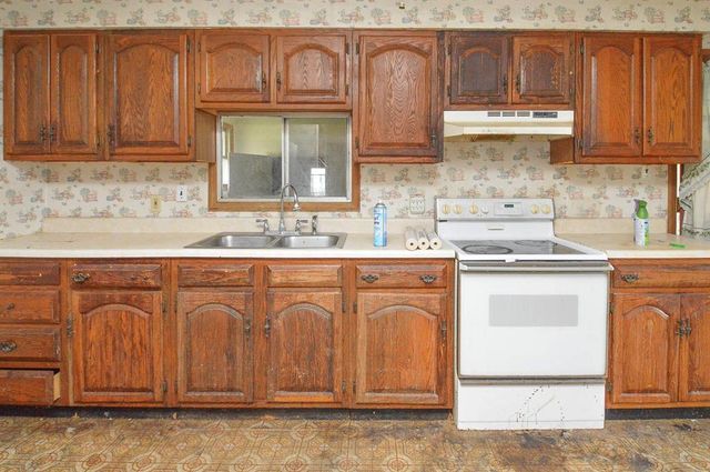 4090 E Pelot Lane, Alton, IL 62002