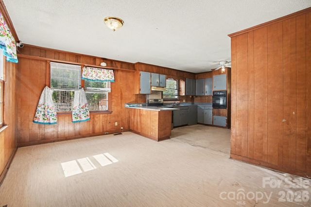 105 Shelton Circle, Wadesboro, NC 28170