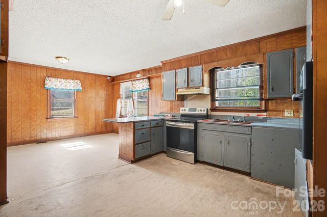 105 Shelton Circle, Wadesboro, NC 28170