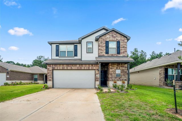 210 Bellewood Manor Drive, Magnolia, TX 77354