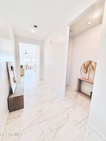 12237 Bahjat Drive, El Paso, TX 79934