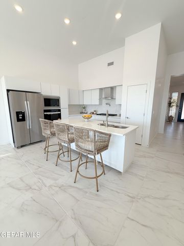 12237 Bahjat Drive, El Paso, TX 79934