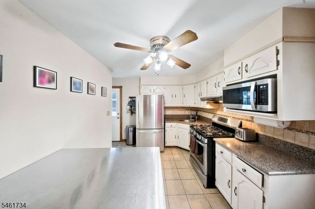 126 Martin Dr, South Plainfield Boro, NJ 07080