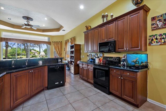 8839 Via Avellino, Lake Worth, FL 33467