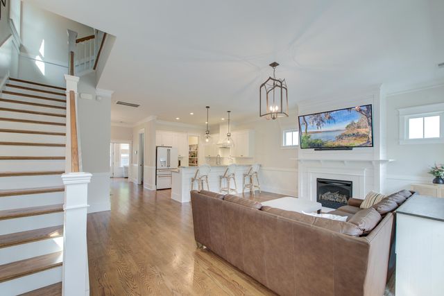 462 Bramson Court, Mount Pleasant, SC 29464