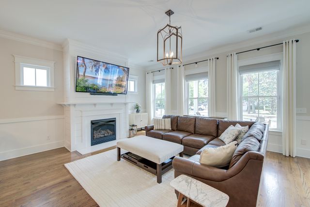 462 Bramson Court, Mount Pleasant, SC 29464