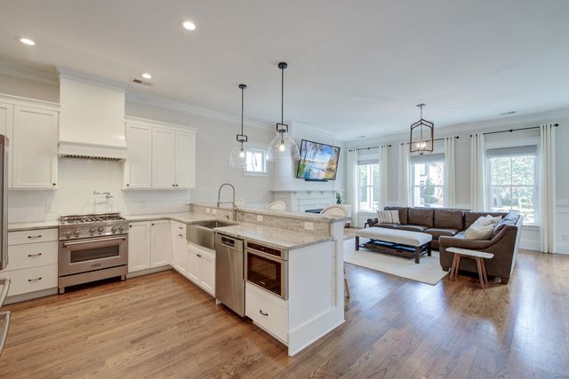 462 Bramson Court, Mount Pleasant, SC 29464
