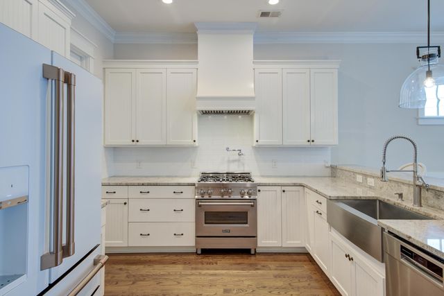 462 Bramson Court, Mount Pleasant, SC 29464