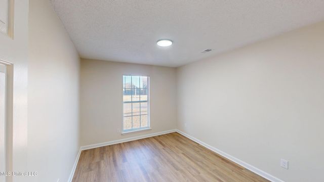 9081 Lakeside Drive, Olive Branch, MS 38654