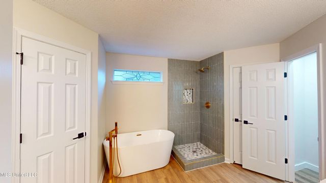 9081 Lakeside Drive, Olive Branch, MS 38654