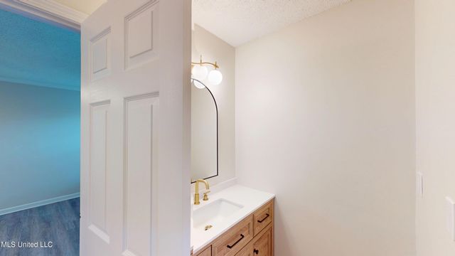 9081 Lakeside Drive, Olive Branch, MS 38654