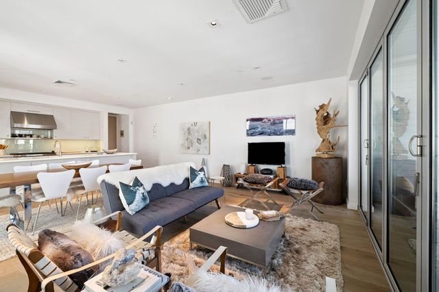 20 Mark Twain Lane, UNIT 201, Alys Beach, FL 32461