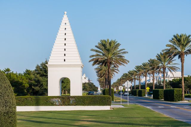 20 Mark Twain Lane, UNIT 201, Alys Beach, FL 32461