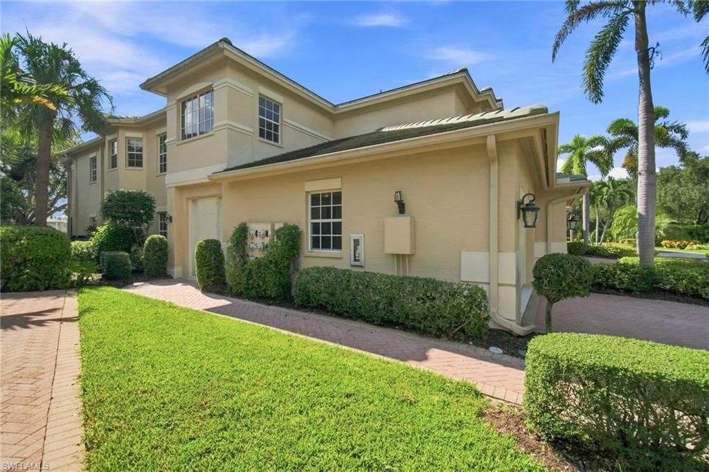620 Vintage Reserve LN C, NAPLES, FL 34119 — exterior