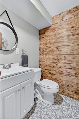 3925 TANGLEFOOT Court, Bettendorf, IA 52722