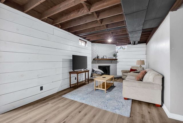 3925 TANGLEFOOT Court, Bettendorf, IA 52722