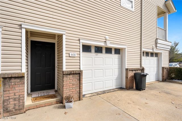 868 Tollis Pky A-L, Broadview Heights, OH 44147